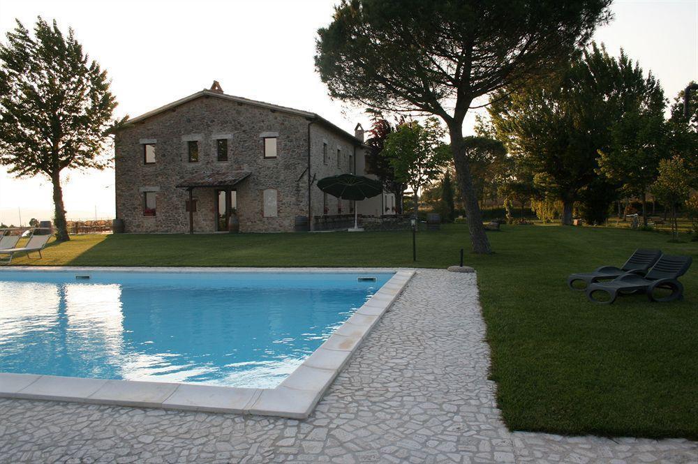 Entropia Ristorante Country House Todi Esterno foto